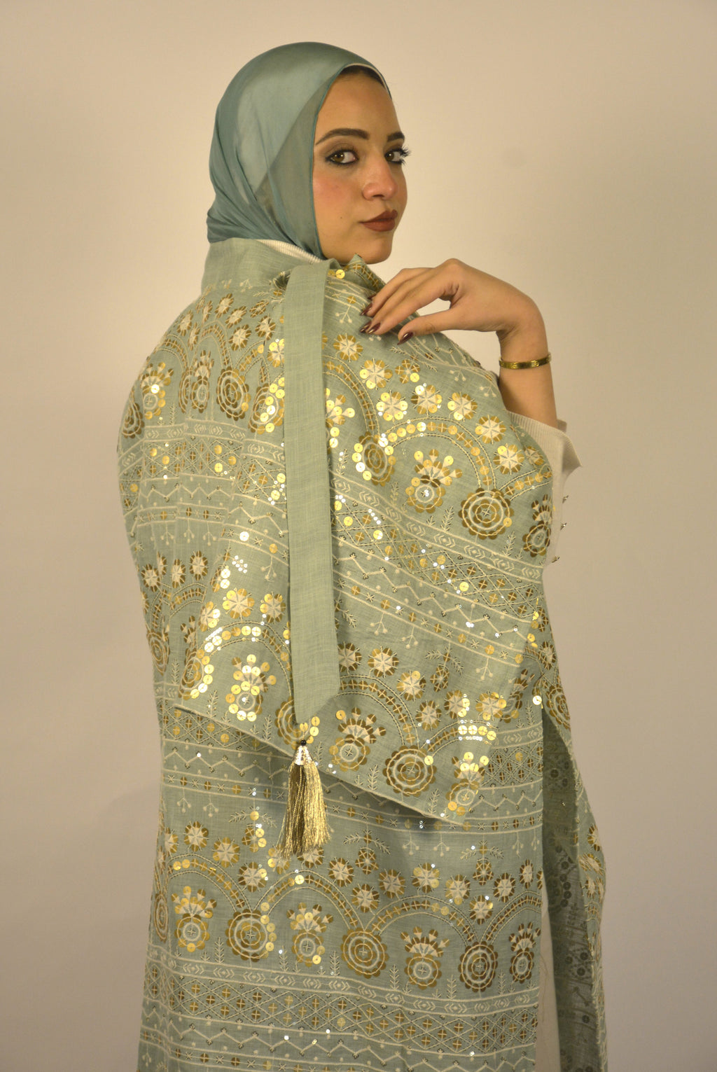 Linen & Sequin Embroidered Mint Kaftan
