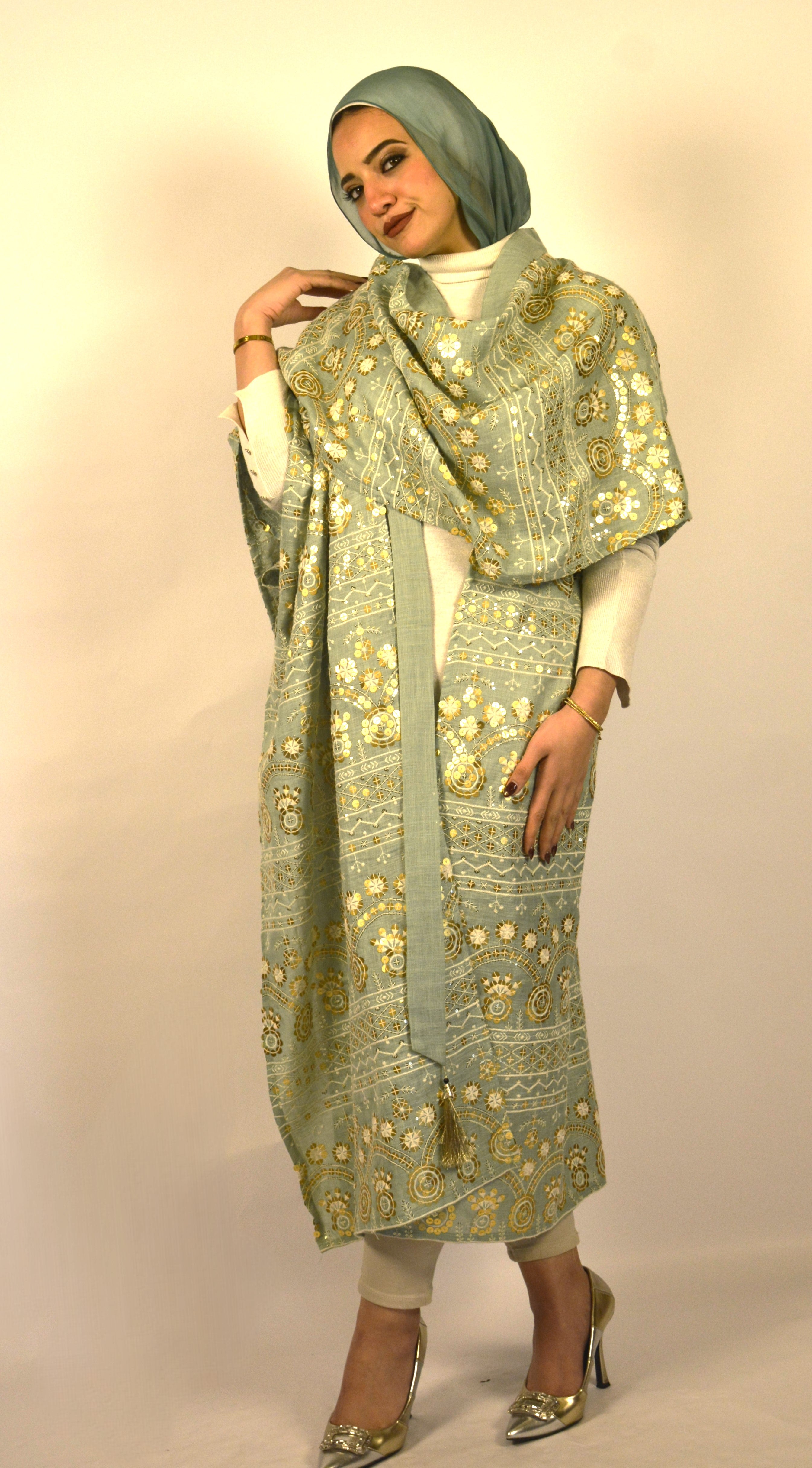 Linen & Sequin Embroidered Mint Kaftan
